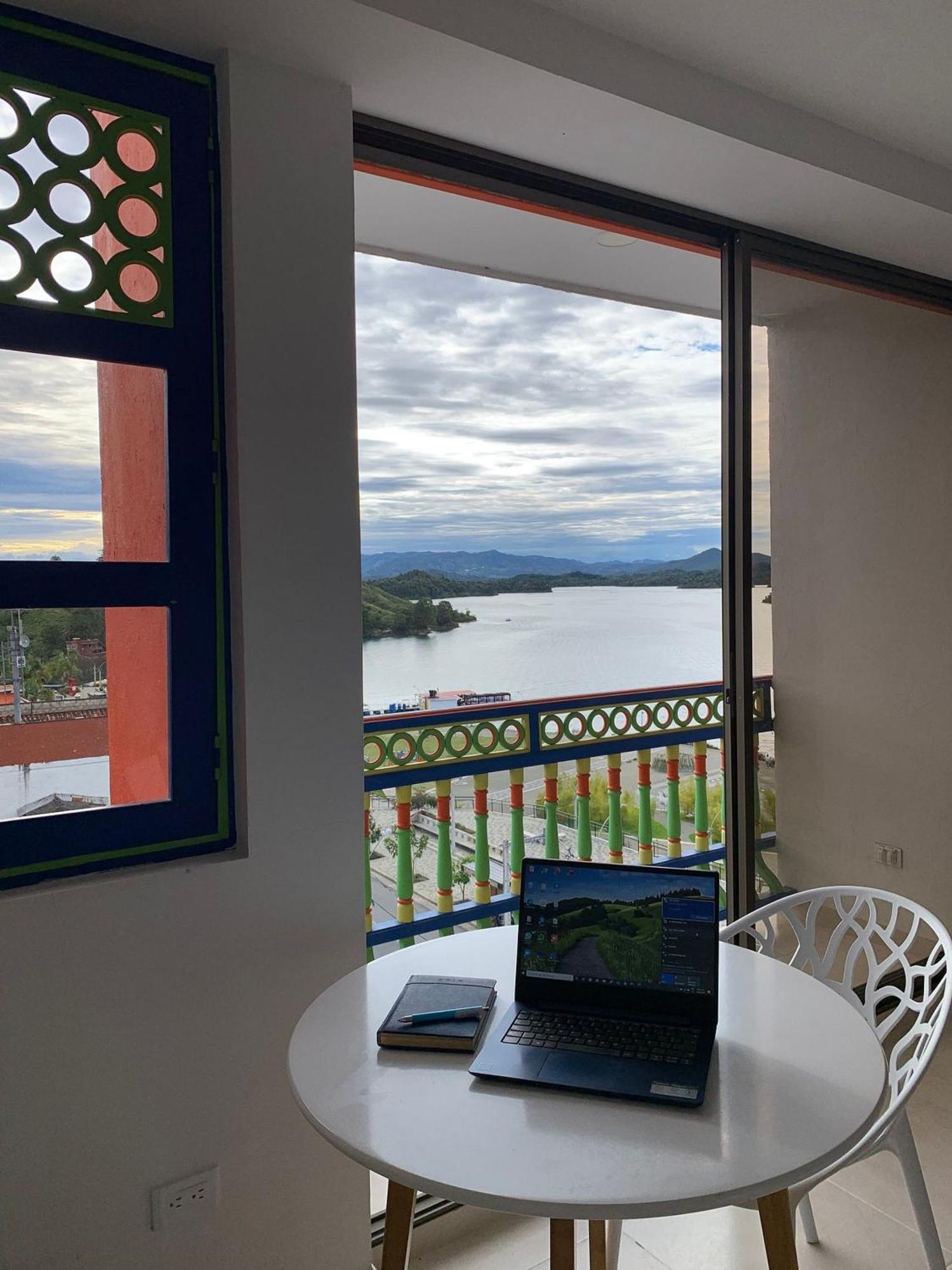 Apartamentos San Jose Vistal Al Lago, Cerca Del Parque. Guatape. Kültér fotó